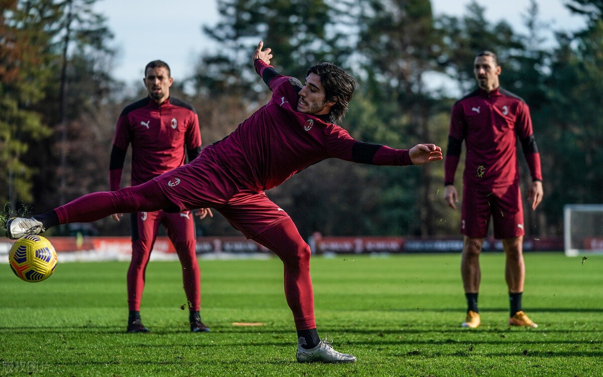 详细阅读:九游娱乐-包含AC米兰发布备战花絮,清晨止住颓势,NBA总决赛任务艰巨,纪律约束更严格的词条 九游娱乐-包含AC米兰发布备战花絮,清晨止住颓势,NBA总决赛任务艰巨,纪律约束更严格的词条