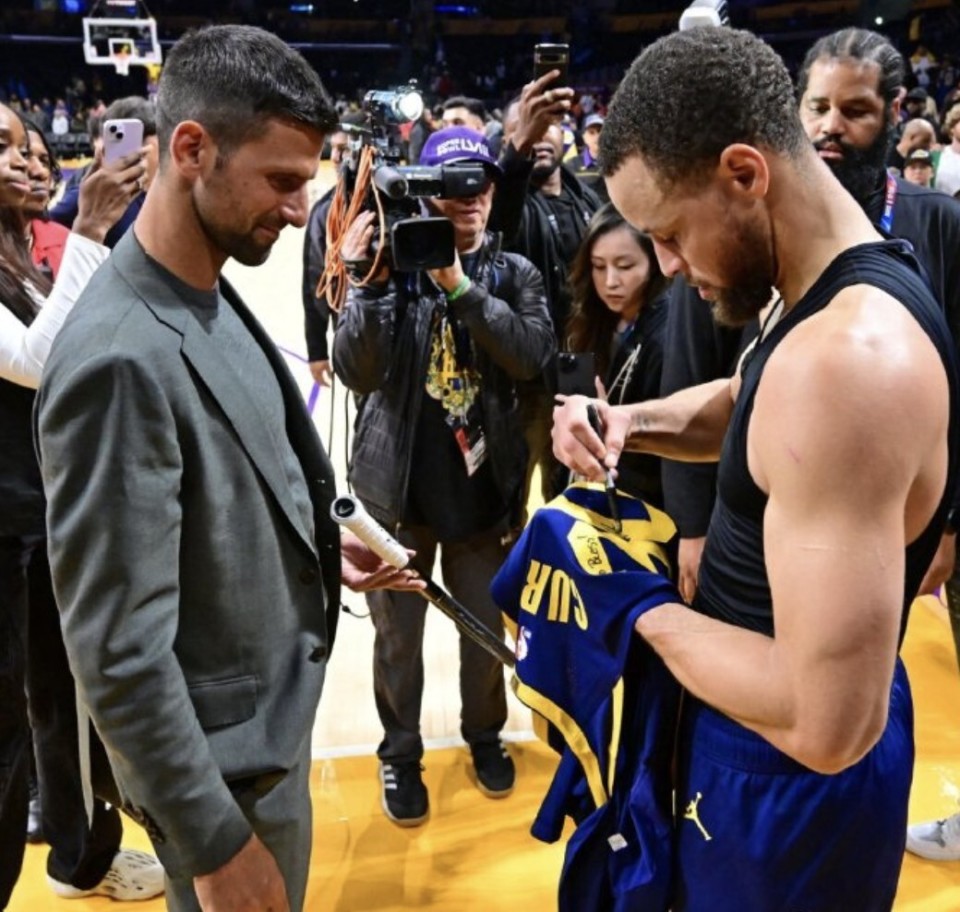 九游-德约科维奇在湖人比赛中爆冷,大胜引发热议!的简单介绍